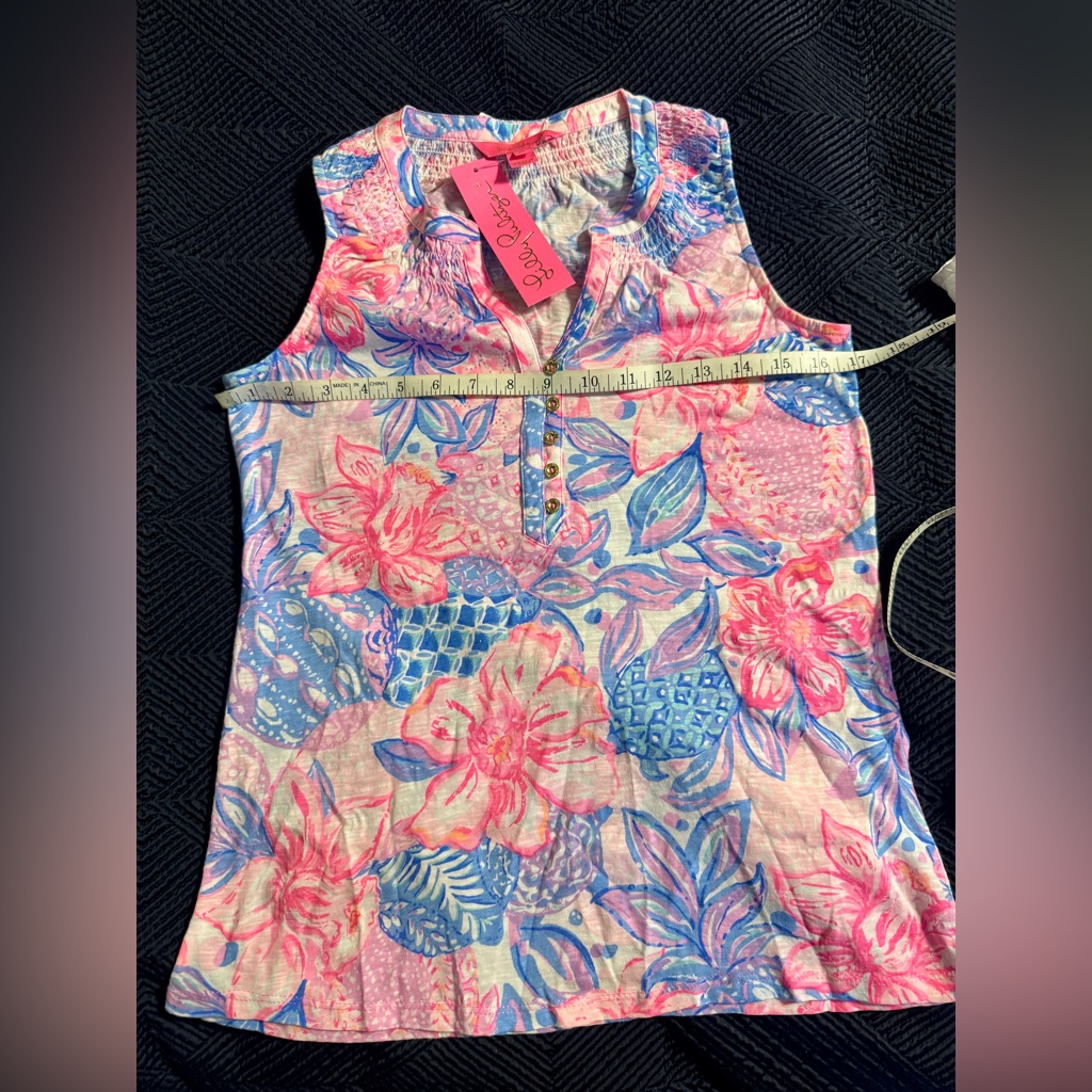 Nwt Lilly Pulitzer Xs Essie Top